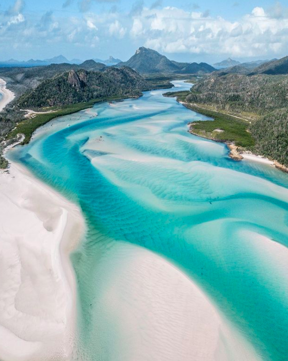 Whitehaven - Hill inlet.Photo credit @isail_whitsundays Instagram