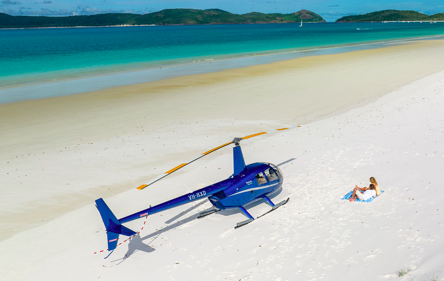 airlie beach helicopters landing on Whitehaven beach