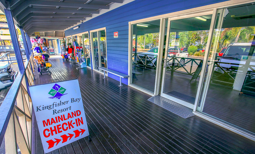 Kingfisher Bay Mainland Reception. Photo credit to website - https://www.bring-you.info/zh-tw/kingfisher-bay-resort