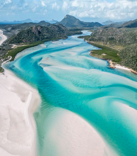 Whitehaven - Hill inlet.Photo credit @isail_whitsundays Instagram