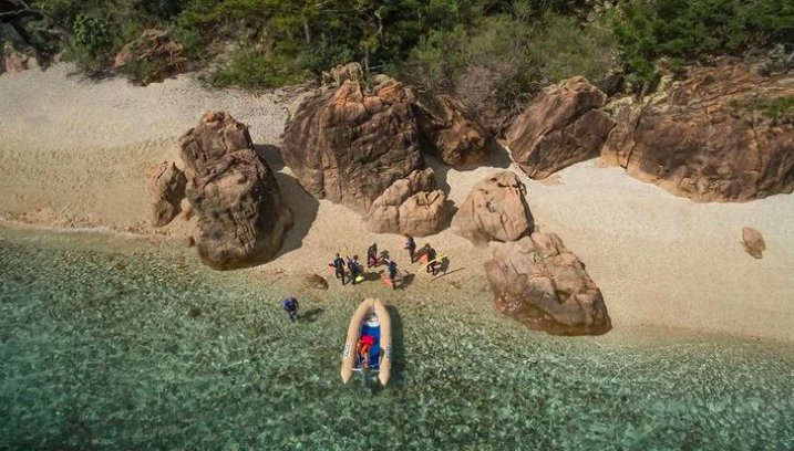 snorkel spot. Photo credit @summertimewhitsundays on Instagram